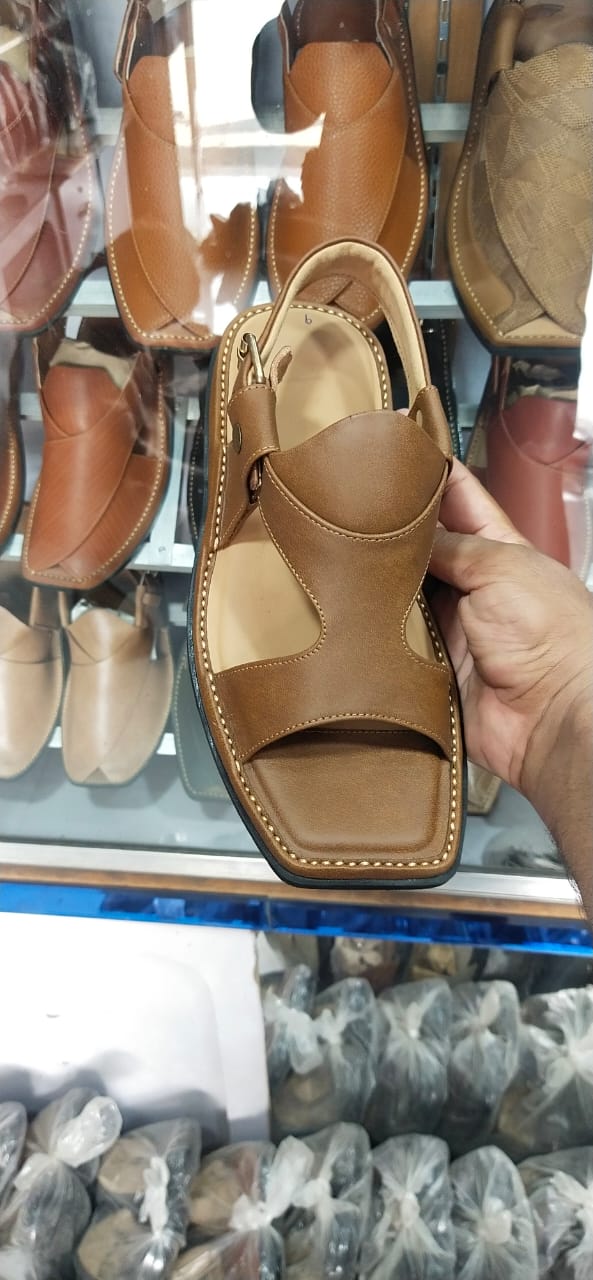 Peshawar Panjadar Chappal